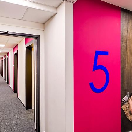 Easy One Premium Art Aparthotel Krakow Exterior photo