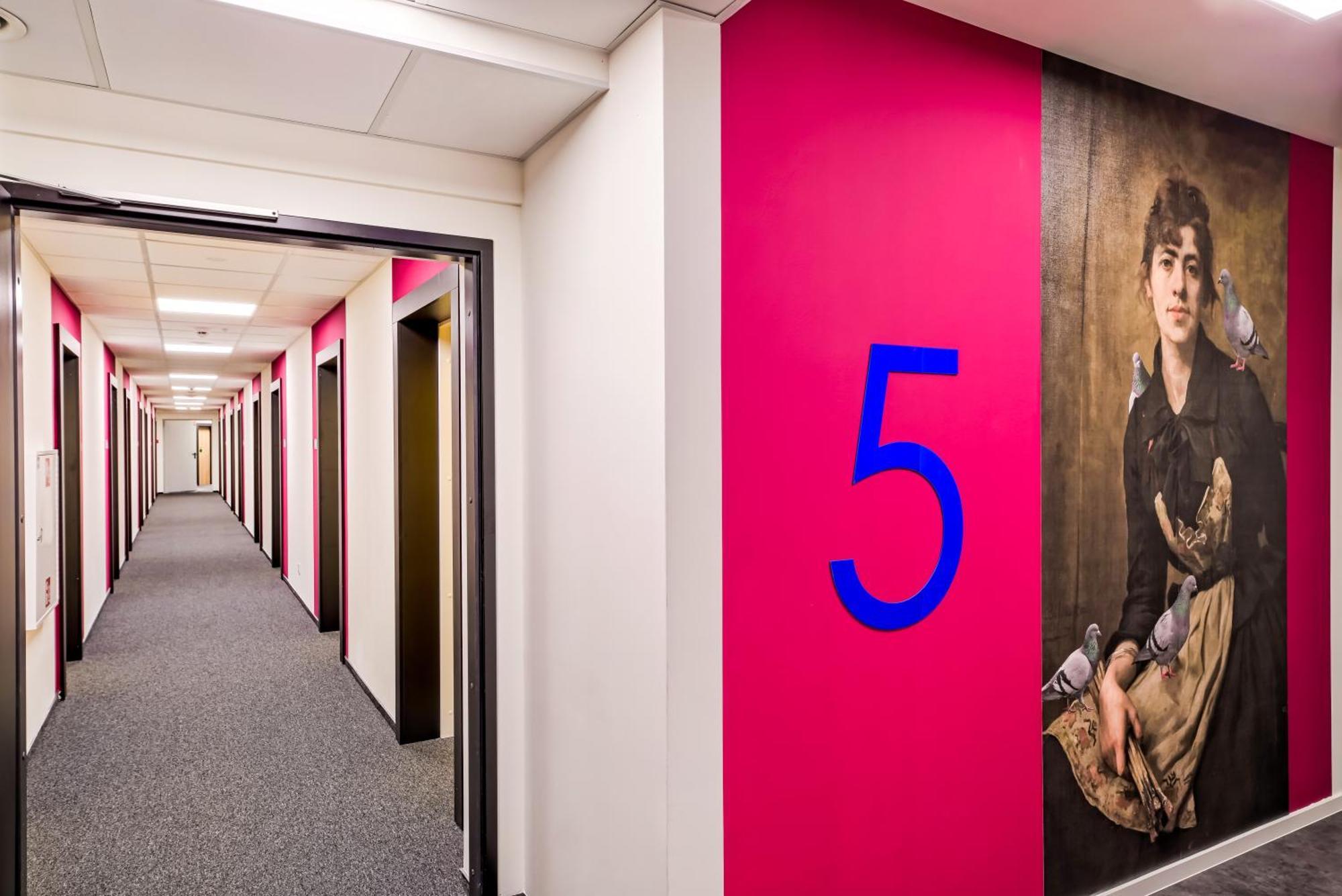 Easy One Premium Art Aparthotel Krakow Exterior photo